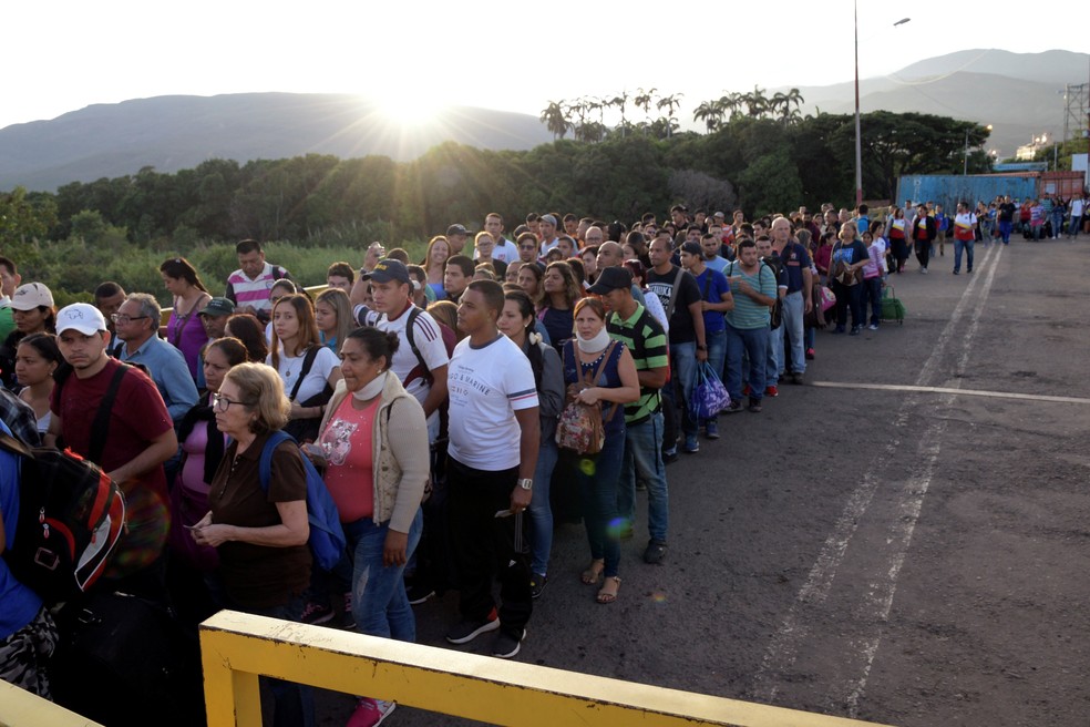 Duque aposta suas fichas políticas na legalização de venezuelanos