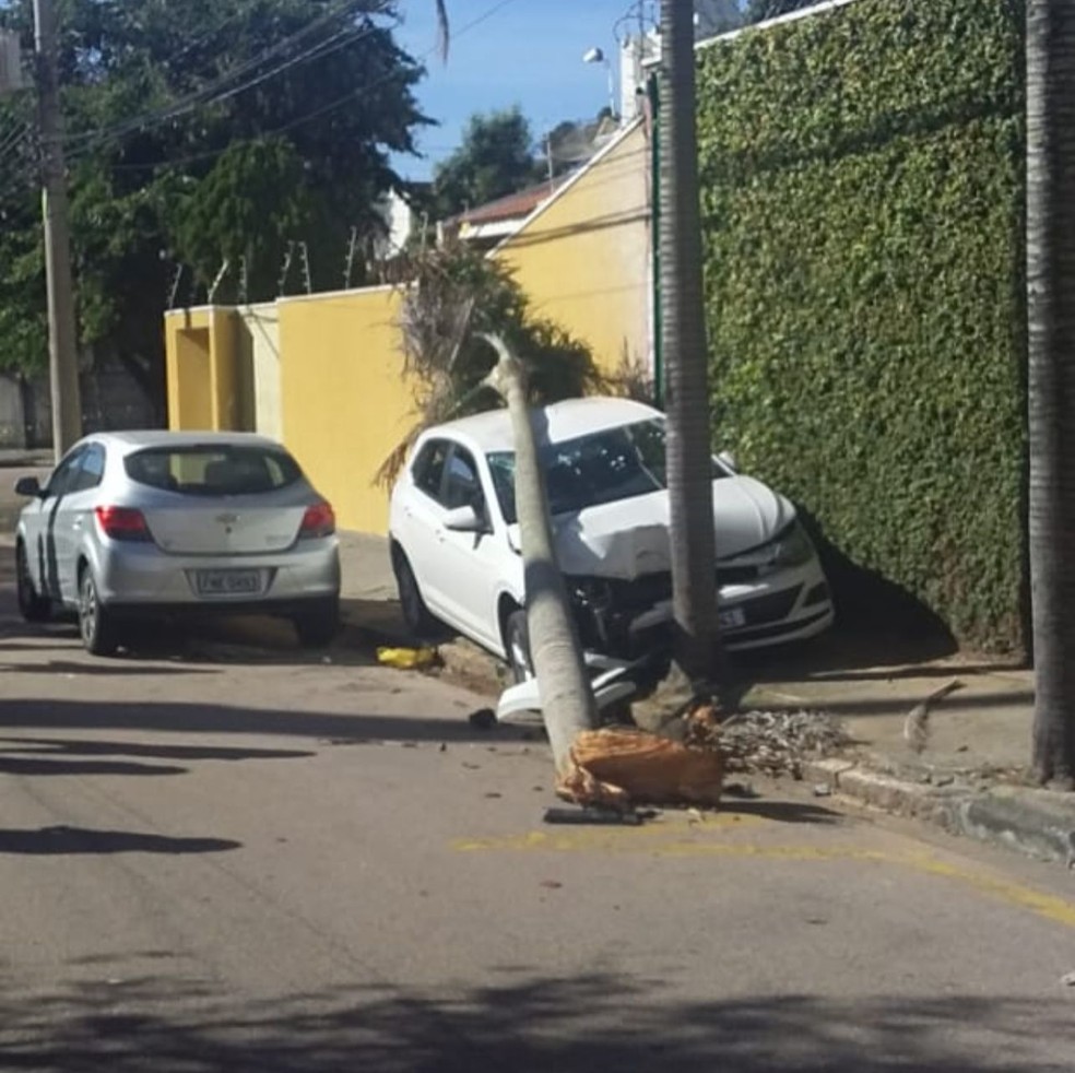 Roubo de carro em Jundiaí tem perseguição, troca de tiros e deixa três feridos