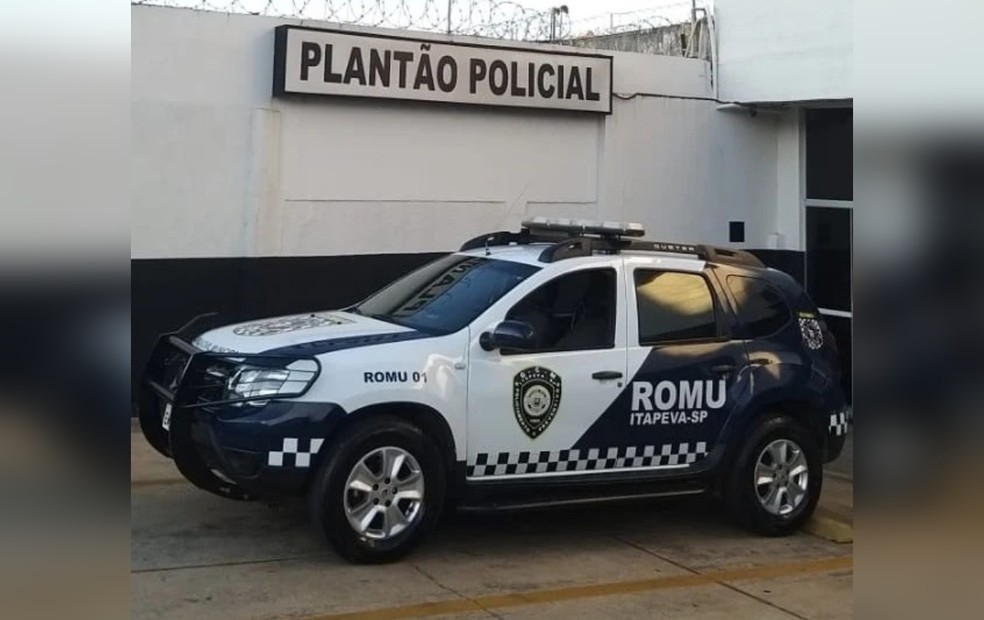 Polícia Civil investiga suspeito de ameaçar companheiro de zeladora em estacionamento de escola no interior de SP