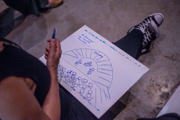 Projeto Desmonumentos promove oficinas gratuitas para repensar a cidade através da arte e da memória