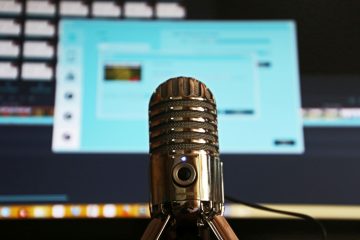 Podcast Leitores Desviados: quando a literatura sai do roteiro (e fica melhor por isso)
