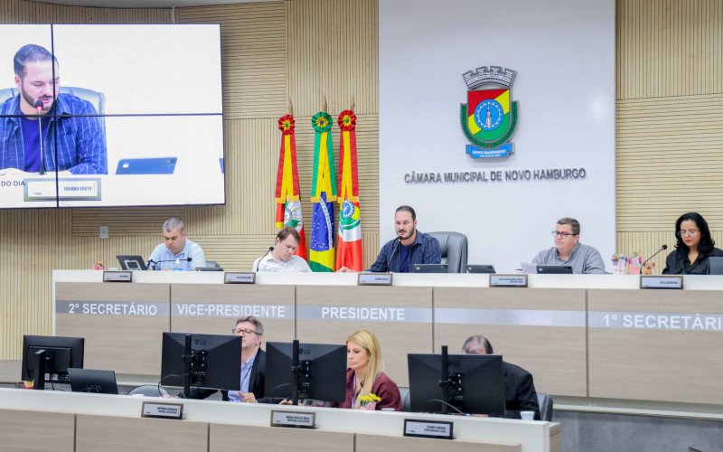 Aprovação na Câmara de Vereadores garante contratação de 280 professores temporários