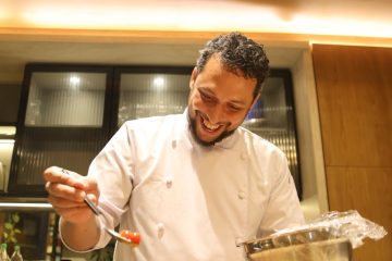 Chef Rafha Diniz apresenta Baião de Dois de frutos do mar em evento gastronômico no Villa D’Águas Ecoparque