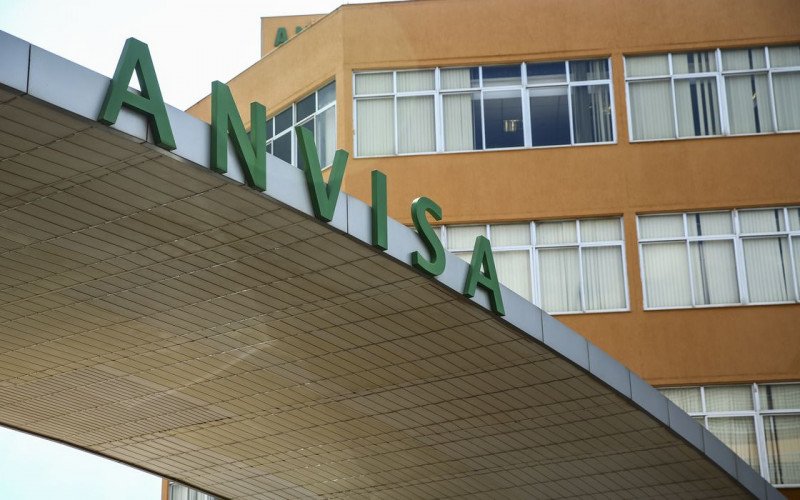 Anvisa veta 52 lotes de suplemento alimentar devido à ameaça de Salmonella; descubra os detalhes