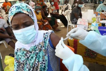 Desenvolvimento de vacina para nova cepa do ebola na África pode levar até nove meses; saiba mais