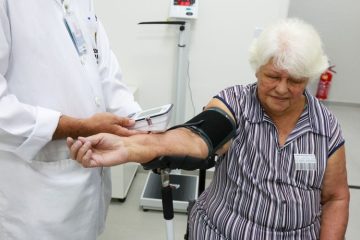 População acima de 50 anos será responsável por 50% do mercado de saúde até 2044