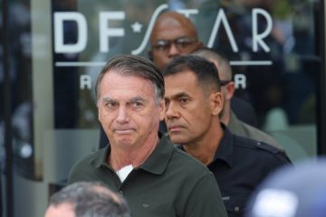 Bolsonaro irá depor sobre o caso da arma de fogo com a presença de sua defesa jurídica