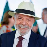 Apoio ao governo Lula ultrapassa rejeição pela primeira vez em quatro meses, revela estudo