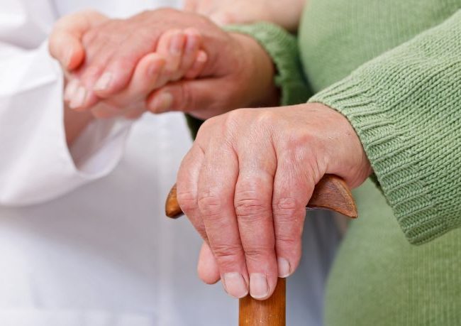 Construindo uma Vida Saudável na Melhor Idade: Dicas do Sindnapi para Enfrentar o Ritmo Acelerado da Sociedade Atual